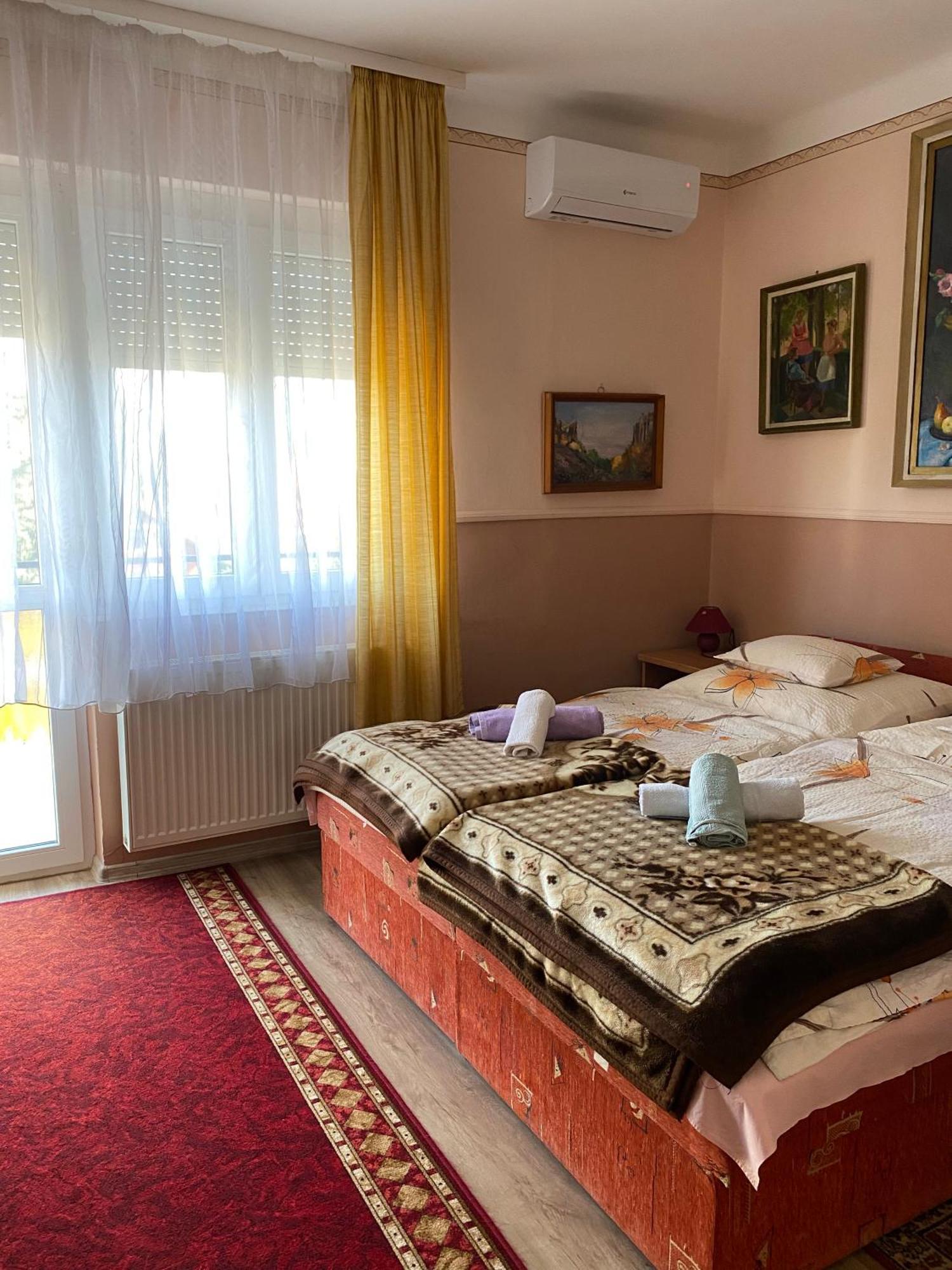 Karoly Vendeghaz Hotel Hévíz Екстериор снимка